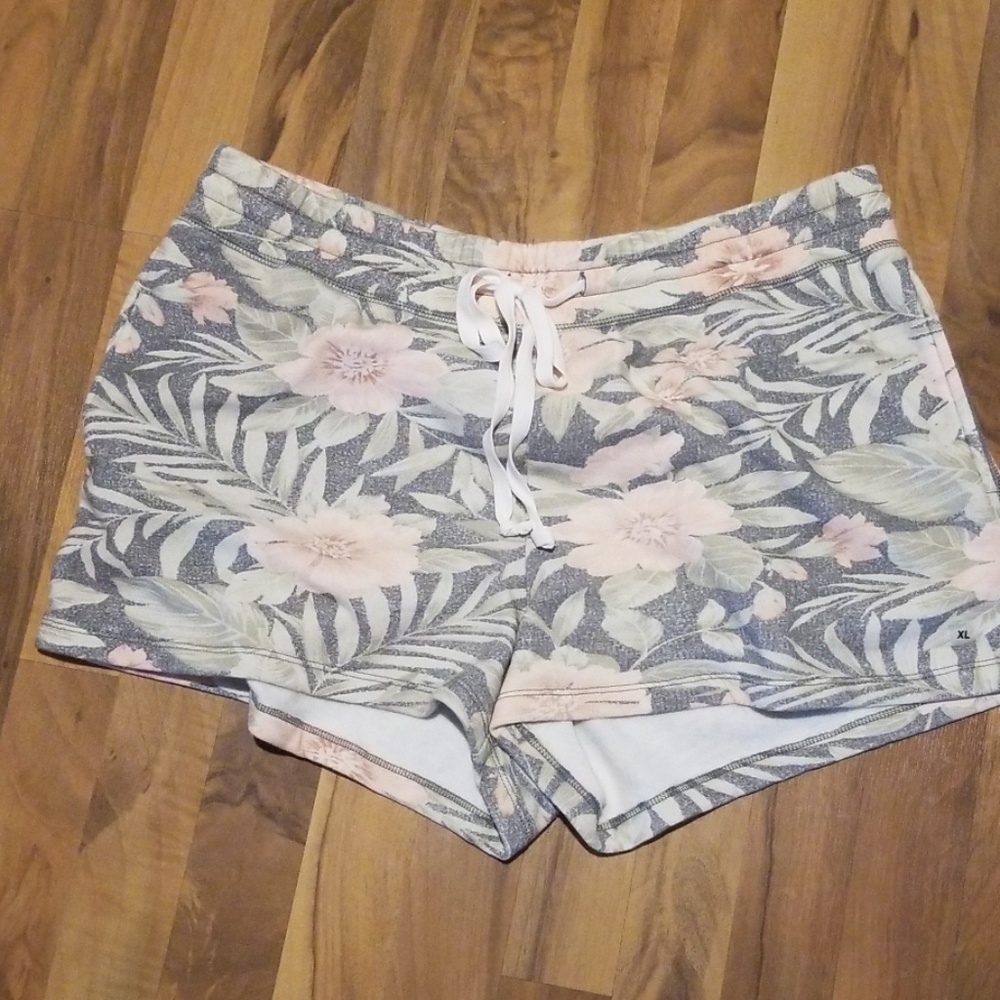 American Eagle Xl shorts nwot